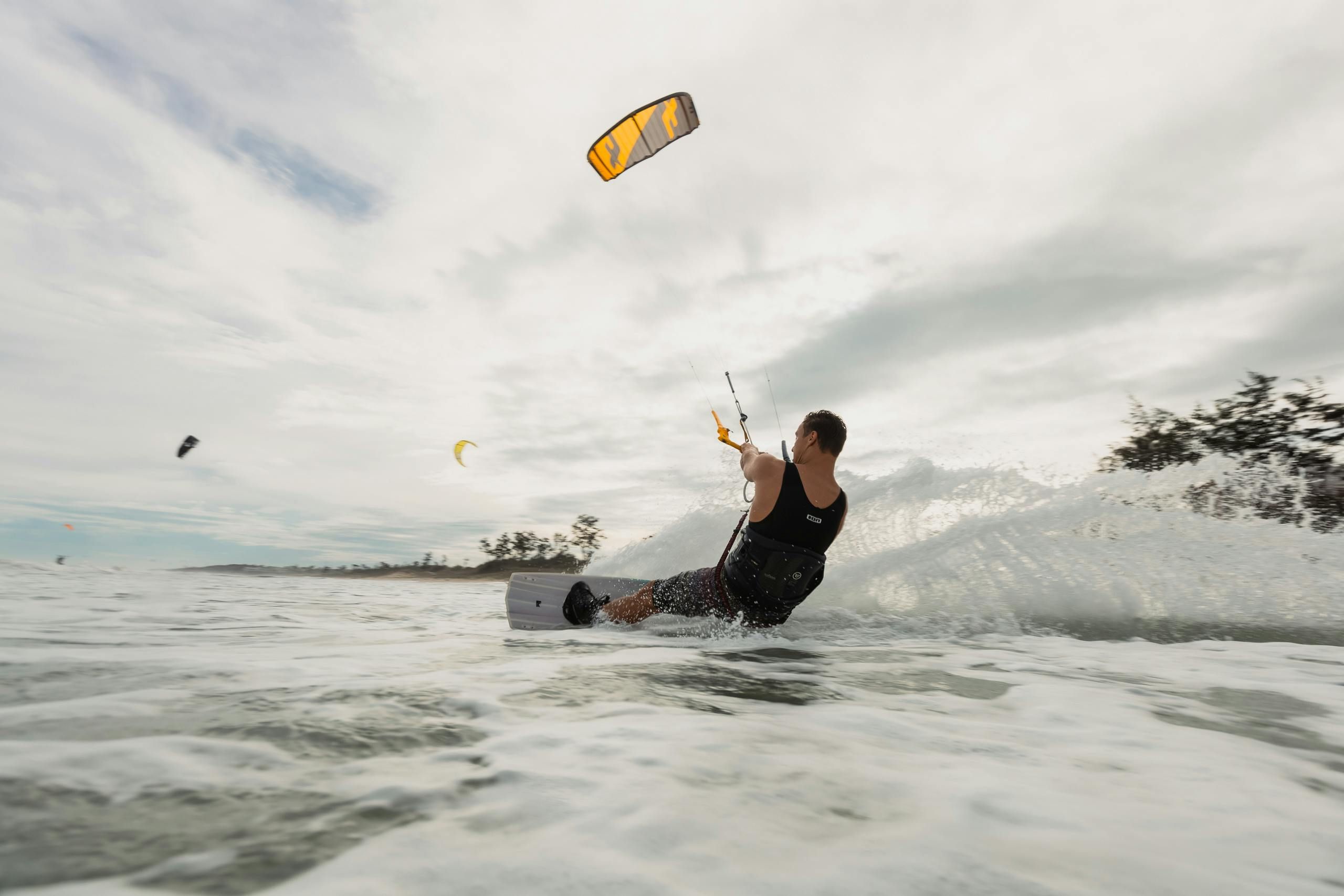 Kitesurfer